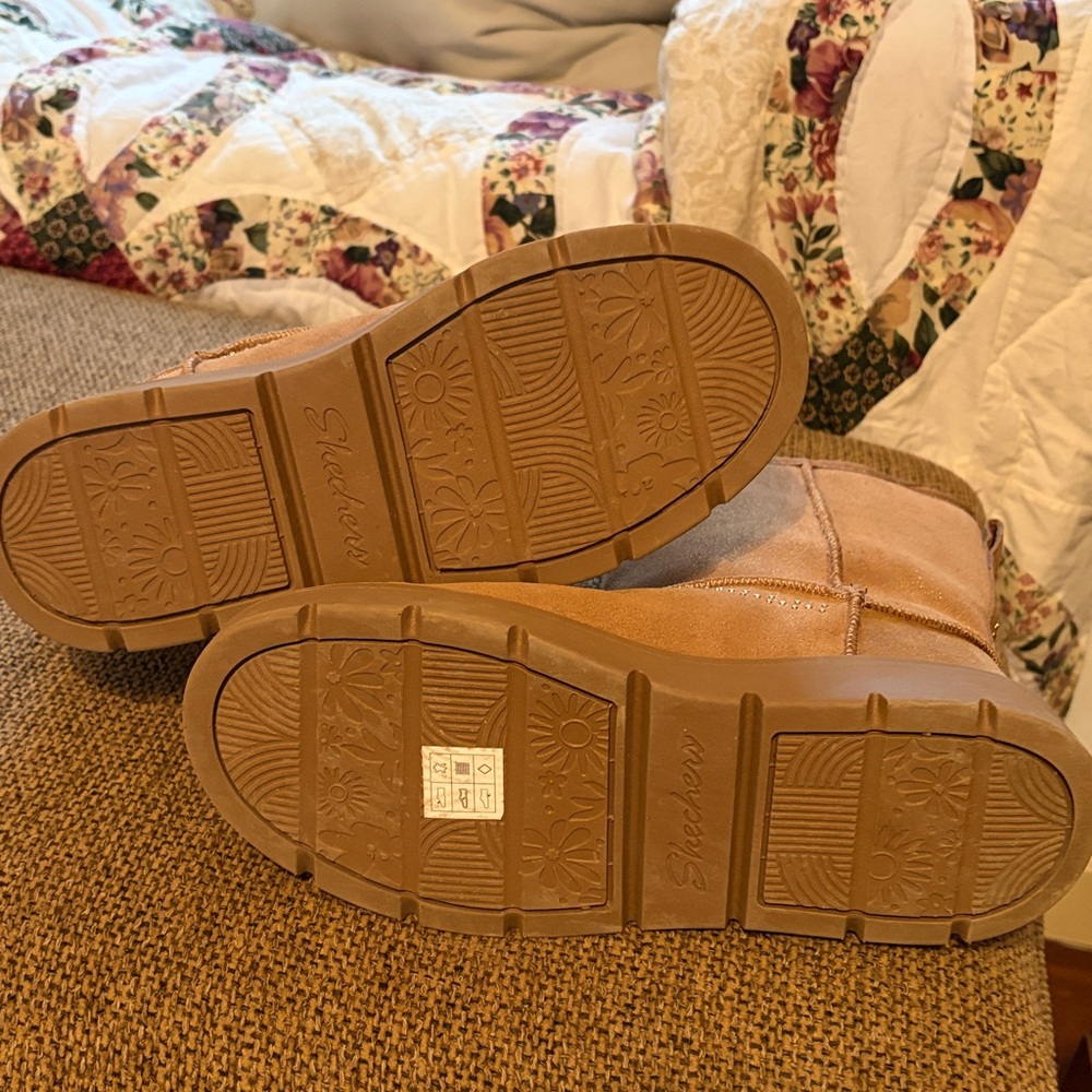 Skechers Chestnut Suede Mid-Calf Winter Boots - Picture 5 of 7
